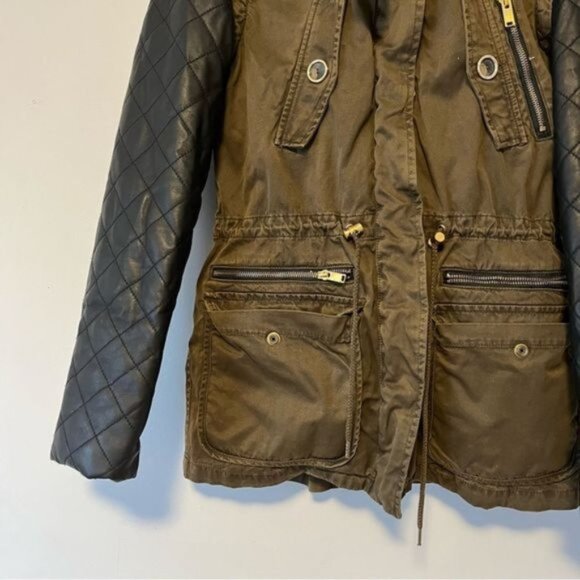 Zara women olive green winter jacket with faux leather quilted small sleeves - Picture 4 of 9